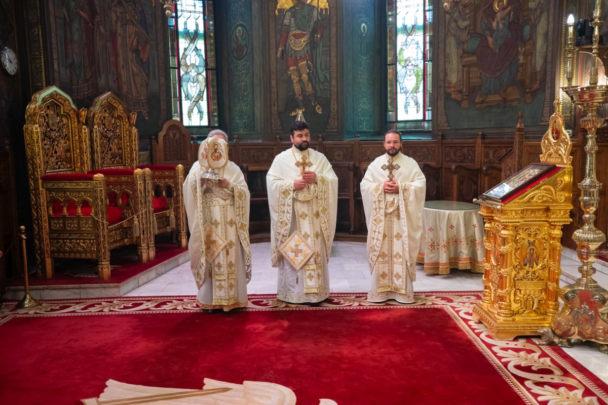 Duminica a 8-a după Rusalii la Catedrala Patriarhală din București 263282
