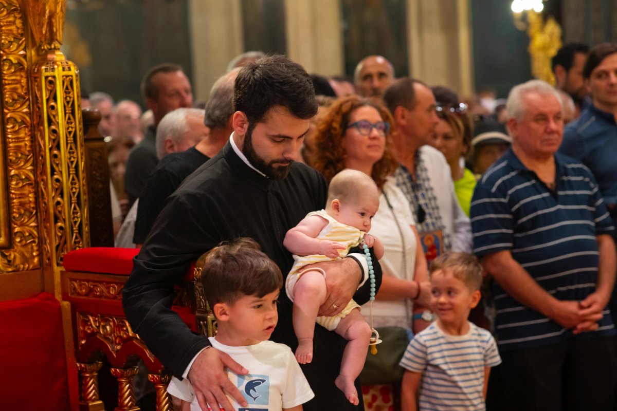 Duminica a 8-a după Rusalii la Catedrala Patriarhală din București 263295