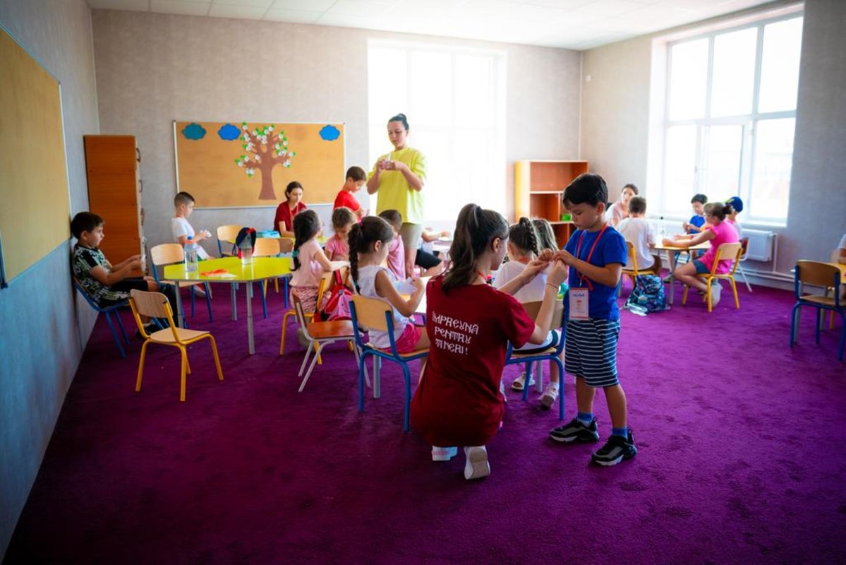 „Tabăra din pridvorul satului”, la final 263465