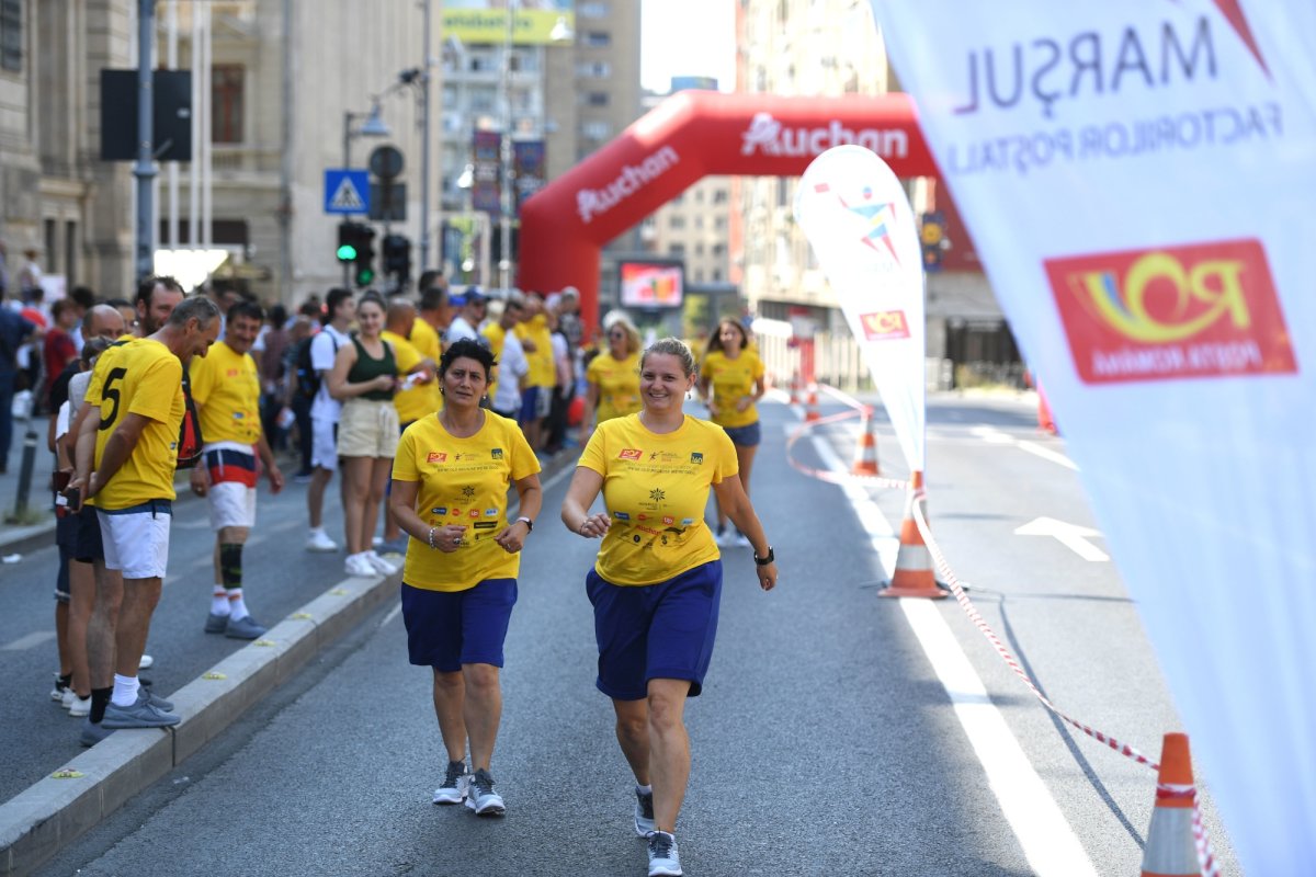 Marşul factorilor poştali 263718