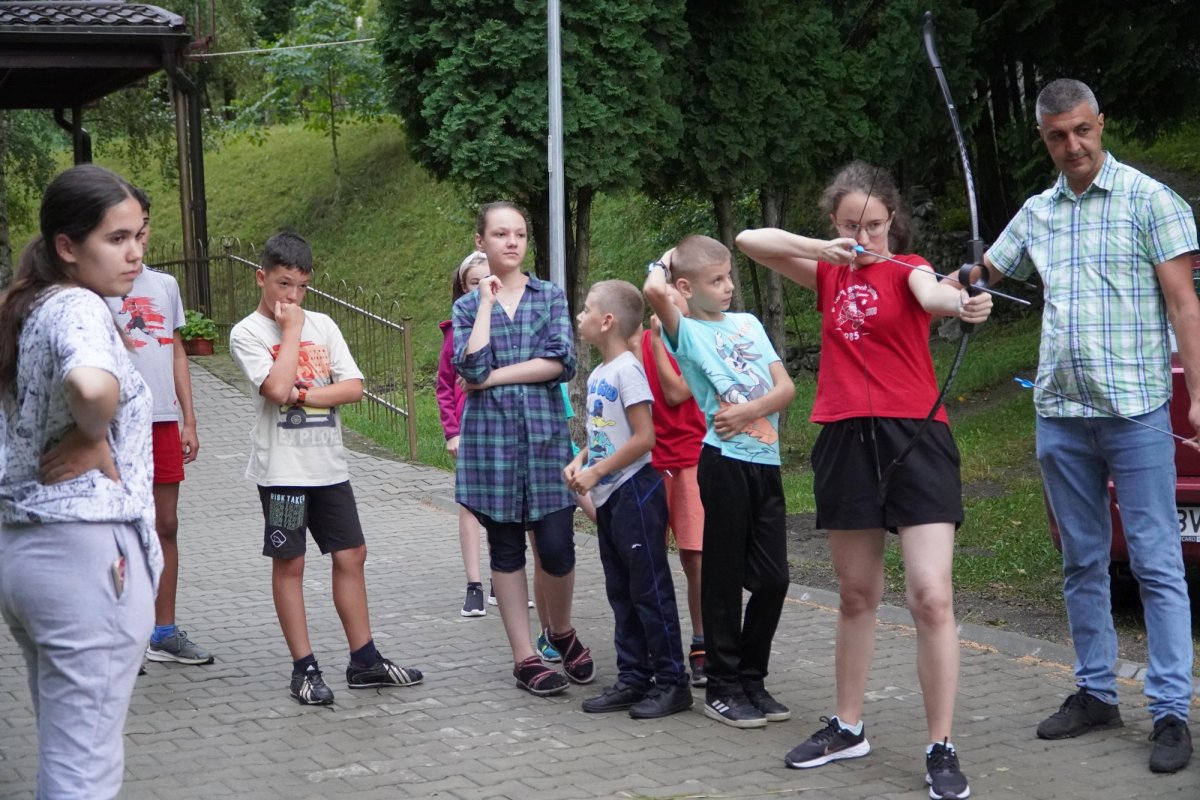 Tabăra „Sfinții Români - prietenii noștri”, la Parohia Bartolomeu Nord din Brașov 263732