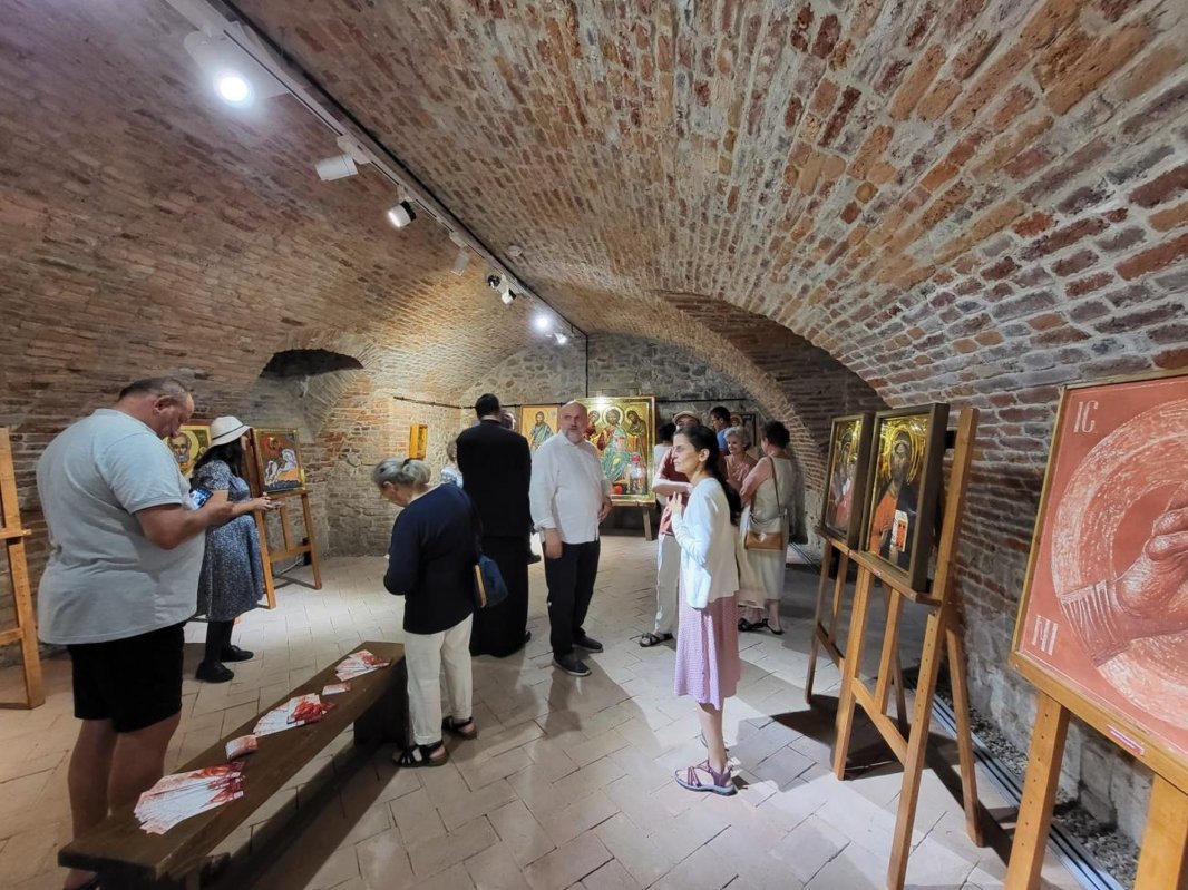 Salon de artă creștină la Museikon Alba Iulia 263876