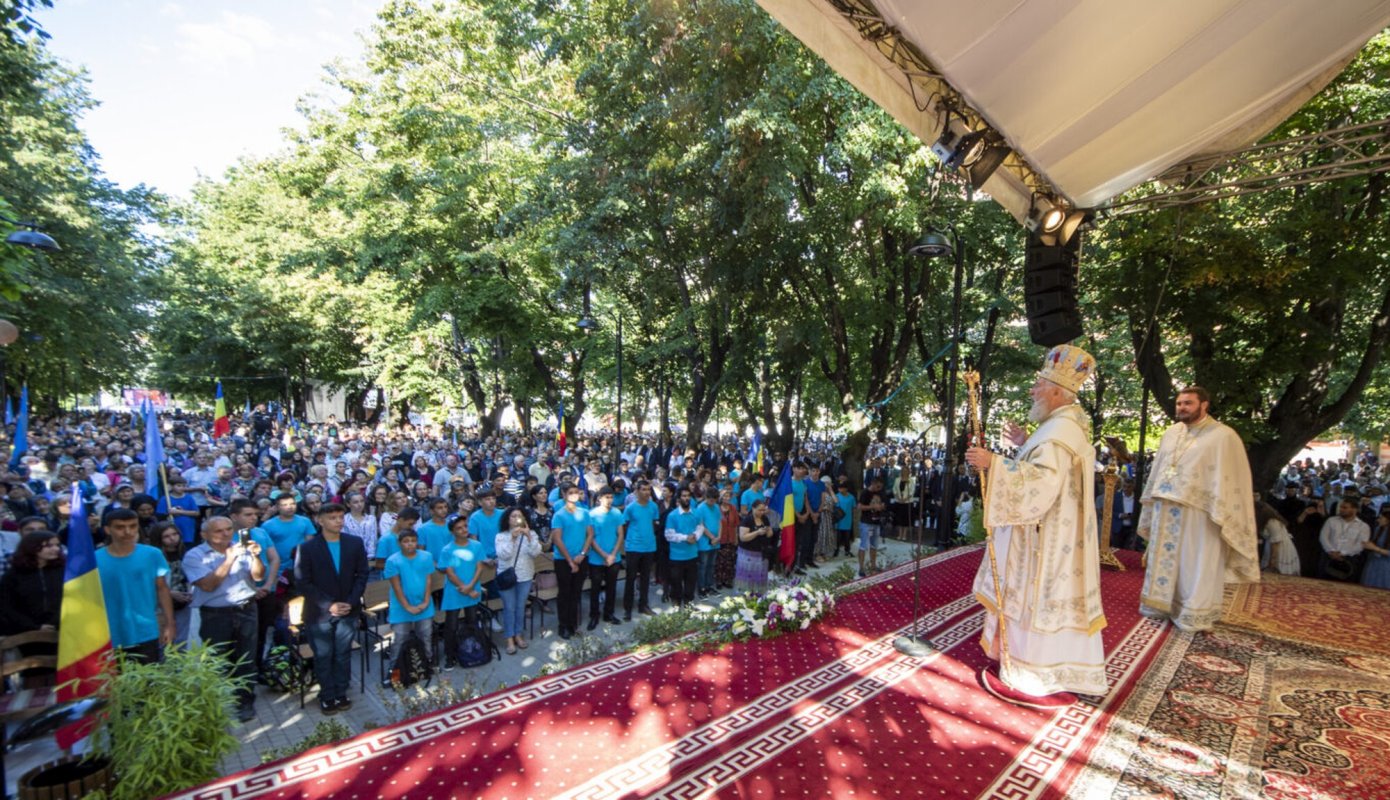 Sărbătorirea Sfântului Ierarh Nifon, patriarhul Constantinopolului, la Târgoviște  263886