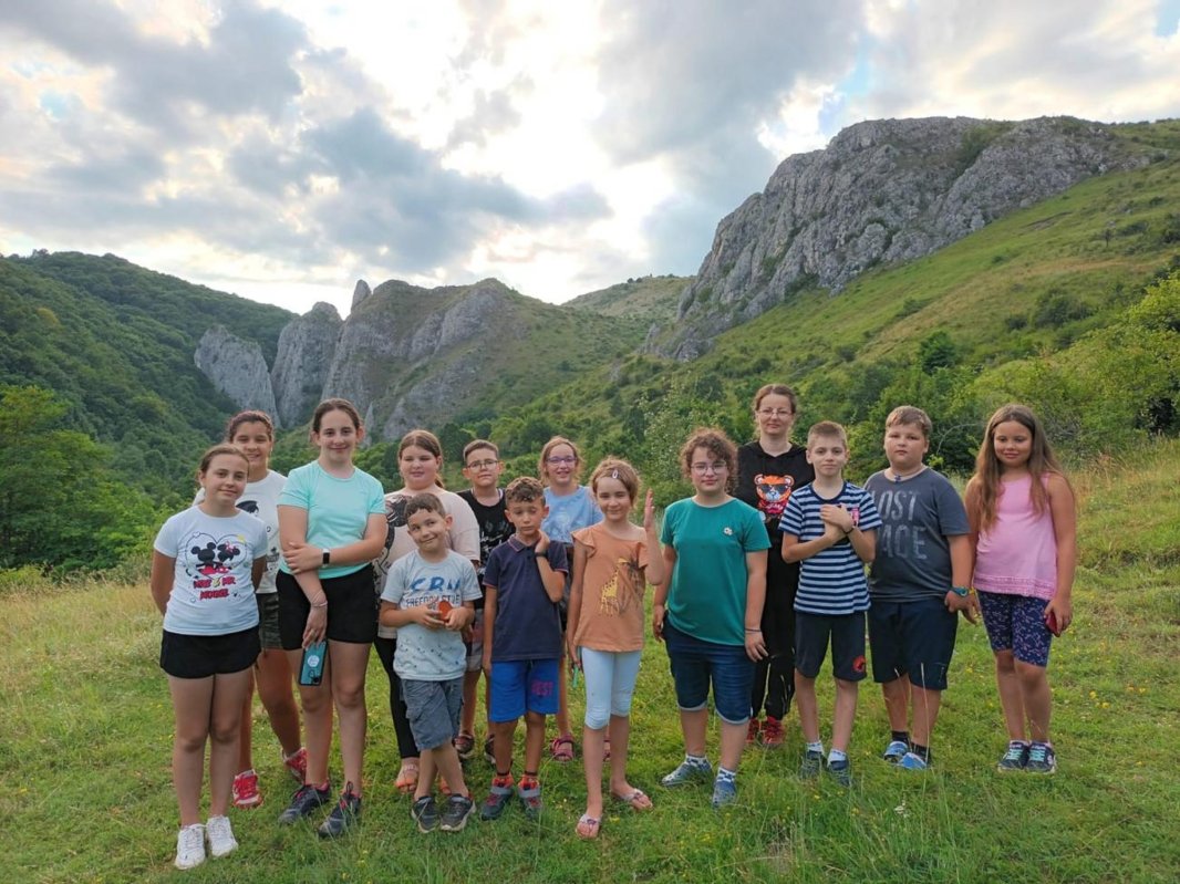 Tabere pentru tineri, desfășurate la Centrul de tineret de la Cetea, Alba 263853