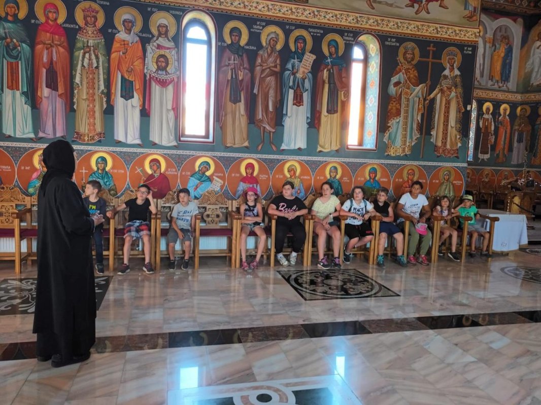 Tabere pentru tineri, desfășurate la Centrul de tineret de la Cetea, Alba 263855