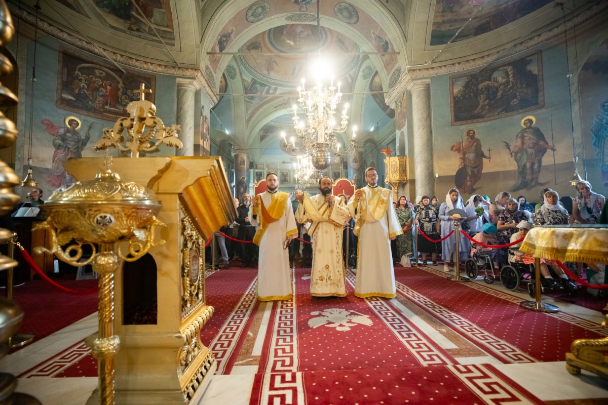 Sărbătorirea hramului istoric al vechii lavre monahale de la Cernica 264091