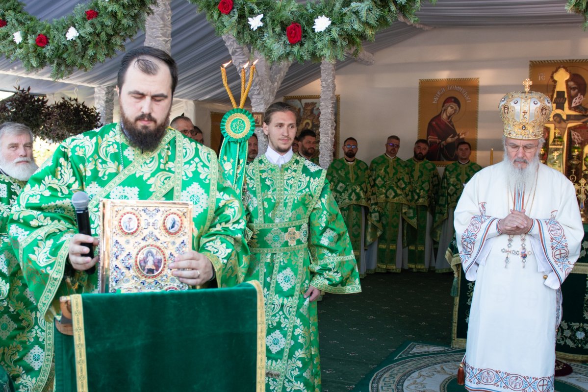 Sfântul Ioan Iacob Hozevitul, cinstit în localitatea natală 263978