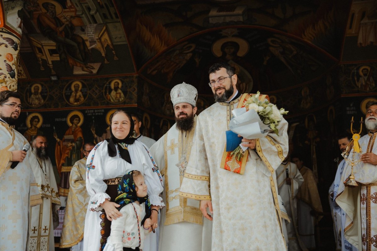 „Schimbarea la Față”, hramul Mănăstirii Cheile Turzii  264298