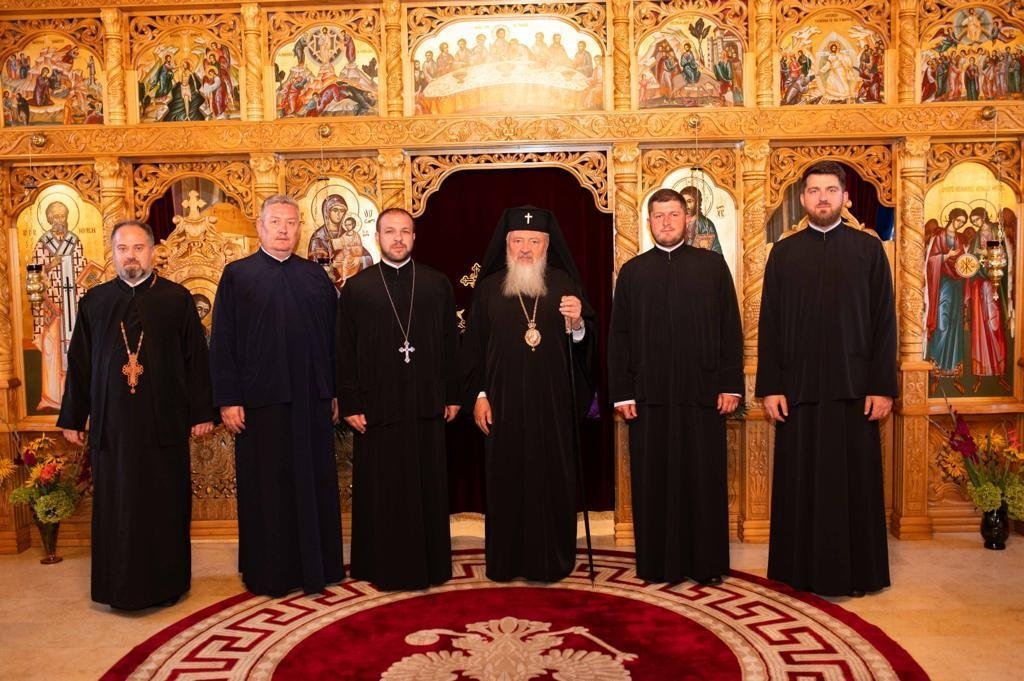 Slujire arhierească în Parohia Ocna Dej I 264495