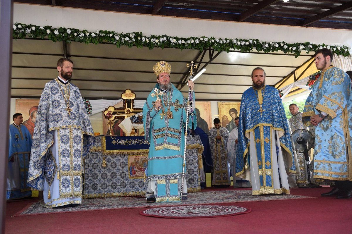 Maica Luminii și Maica Vieții preacinstită la Mănăstirea Izbuc 265137