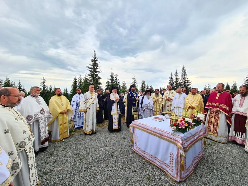 Hramul Mănăstirii „Crucea Iancului” de la Mărișel 265268