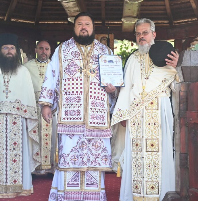 Sinaxa stareților și starețelor din mănăstirile Episcopiei Sălajului 265275