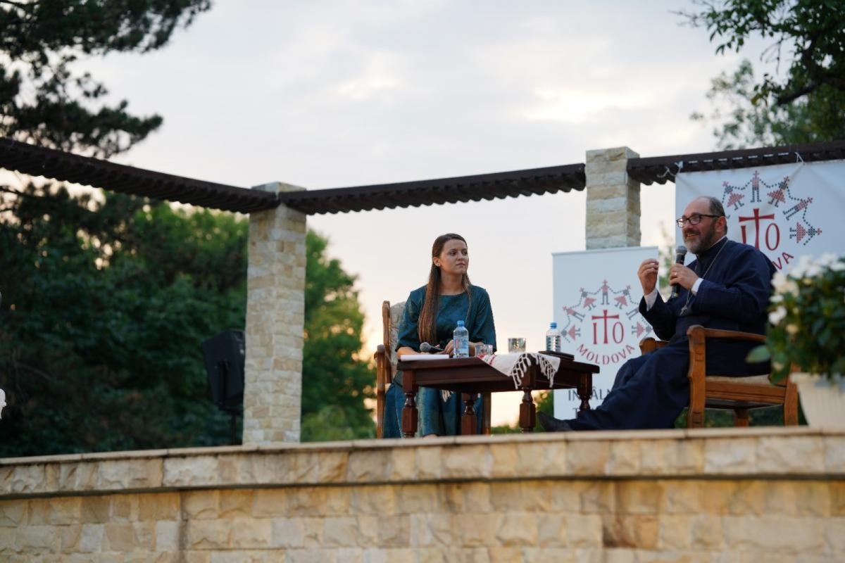 Prima zi de ITOM 2023: Ateliere tematice și conferință cu părintele Constantin Necula 265287