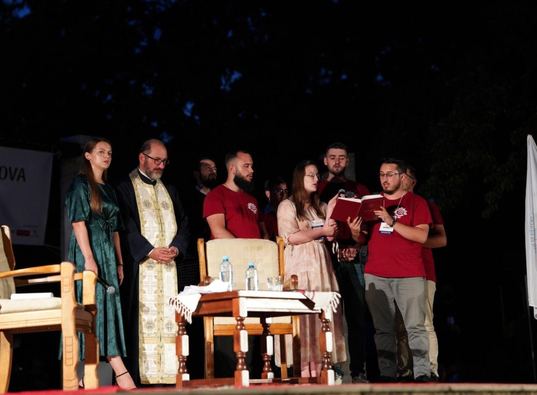 Prima zi de ITOM 2023: Ateliere tematice și conferință cu părintele Constantin Necula 265291