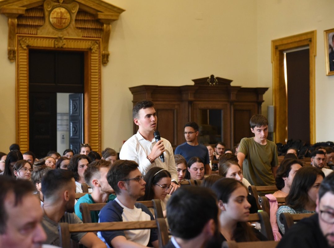 Prima zi de ITOM 2023: Ateliere tematice și conferință cu părintele Constantin Necula 265299