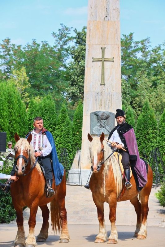 Hramul istoric al Mănăstirii Mihai Vodă de la Turda 265440