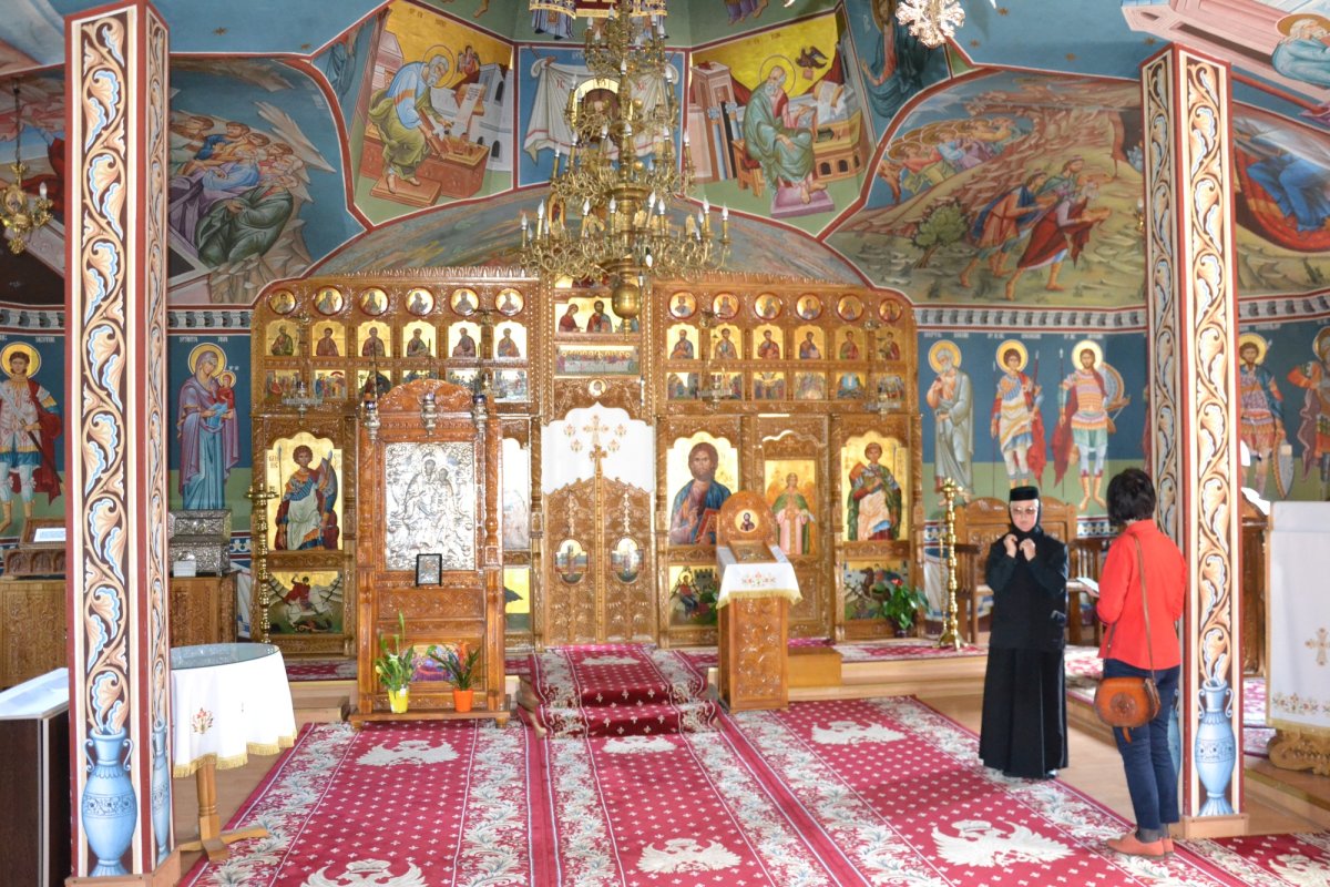 Schitul Cantemireștilor, o probă de rezistență a memoriei locului 265376