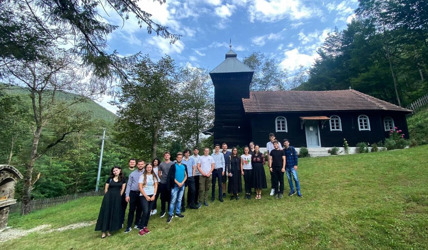 Tabăra „Tradiție și noutate 2023” a Mitropoliei Ardealului în Episcopia Devei și Hunedoarei 265521