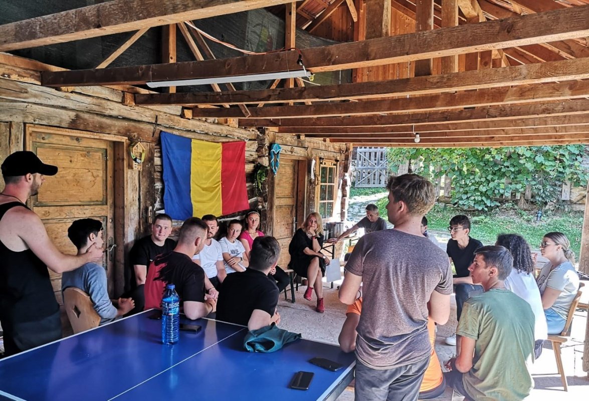 Tabăra „Tradiție și noutate 2023” a Mitropoliei Ardealului în Episcopia Devei și Hunedoarei 265523