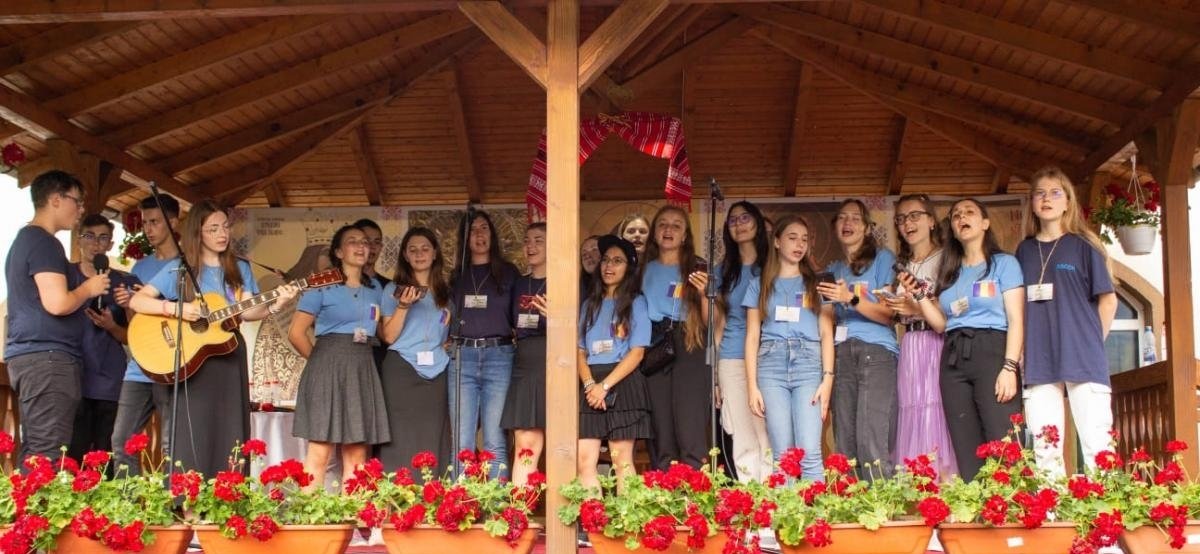 550 de participanți la a doua ediție a Întâlnirii Tinerilor Ortodocși din Bacău 265693