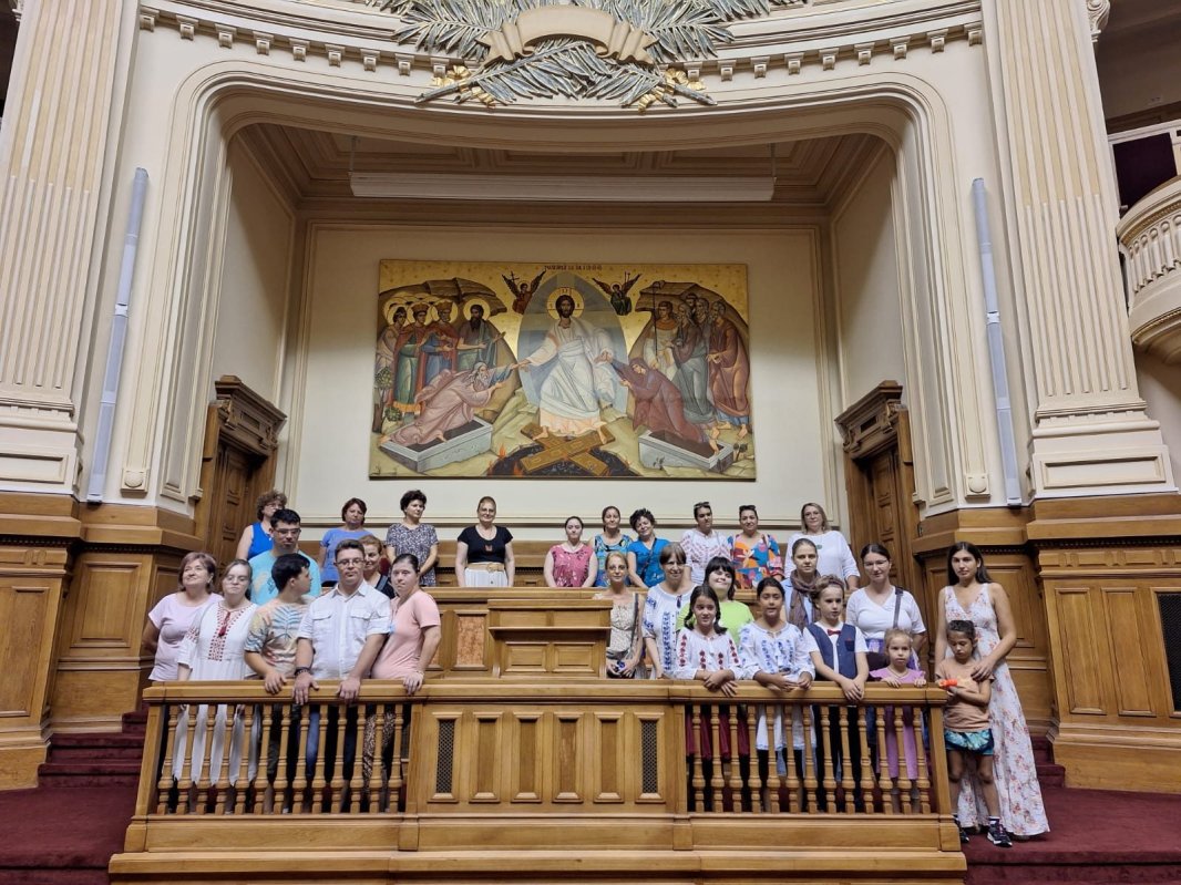 Copii cu sindrom Down, pelerini în București 265686