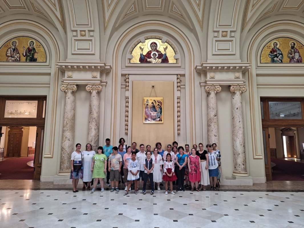 Copii cu sindrom Down, pelerini în București 265687