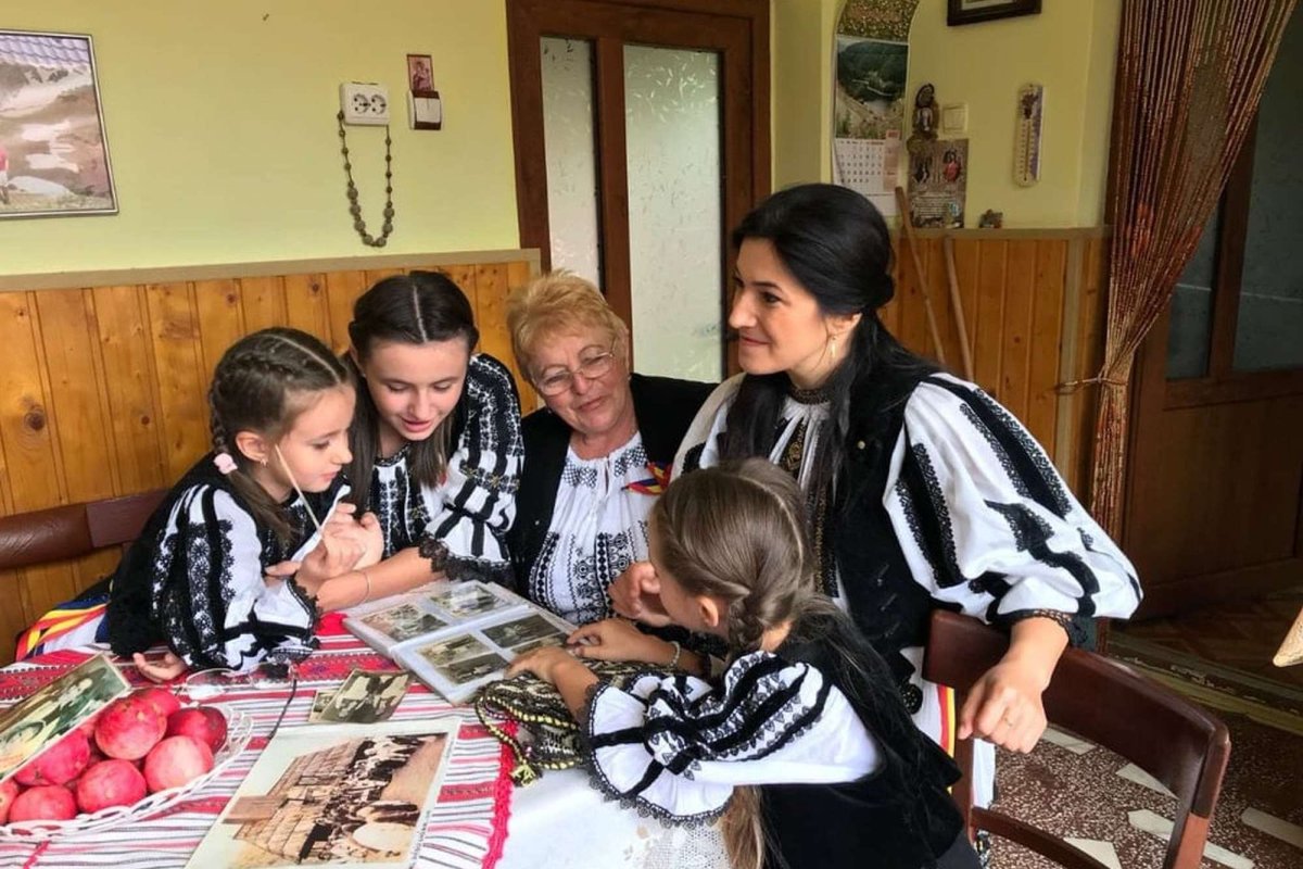 „Împreună prin cultură în Ținutul Momârlanilor” 265579