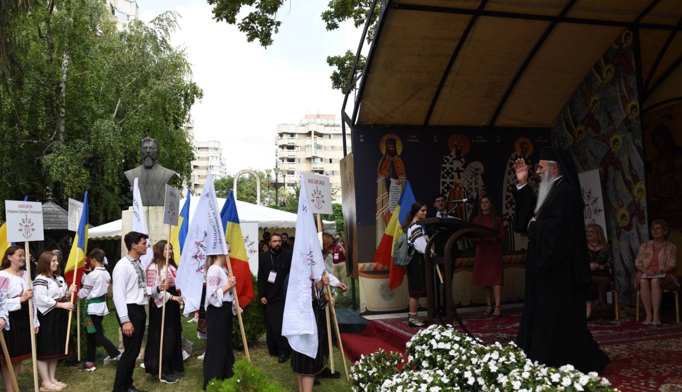 Peste 1.000 de tineri uniți  în credință la ITOM - Iași 2023 265620