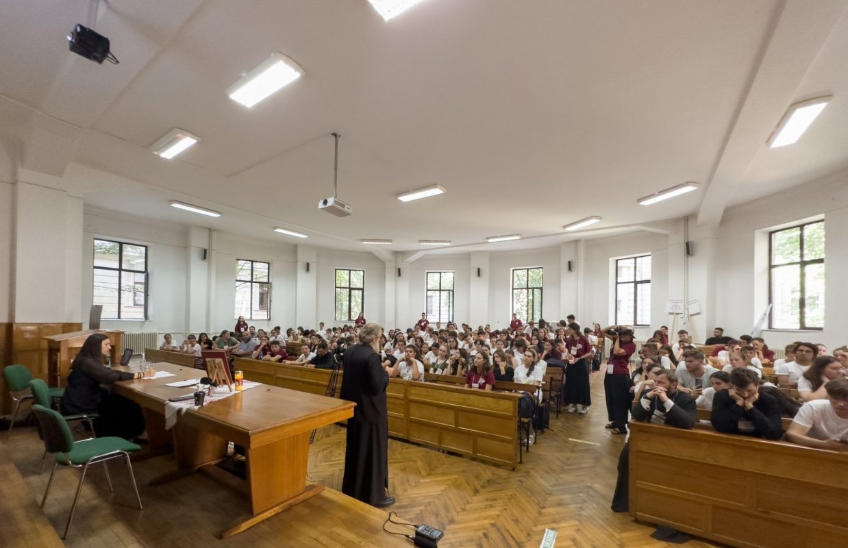 Peste 1.000 de tineri uniți  în credință la ITOM - Iași 2023 265630