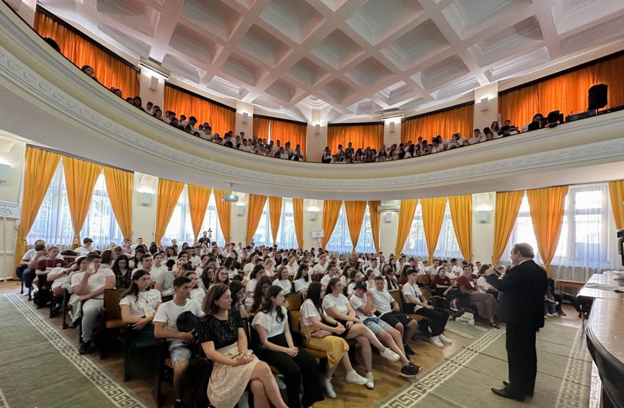 Peste 1.000 de tineri uniți  în credință la ITOM - Iași 2023 265631