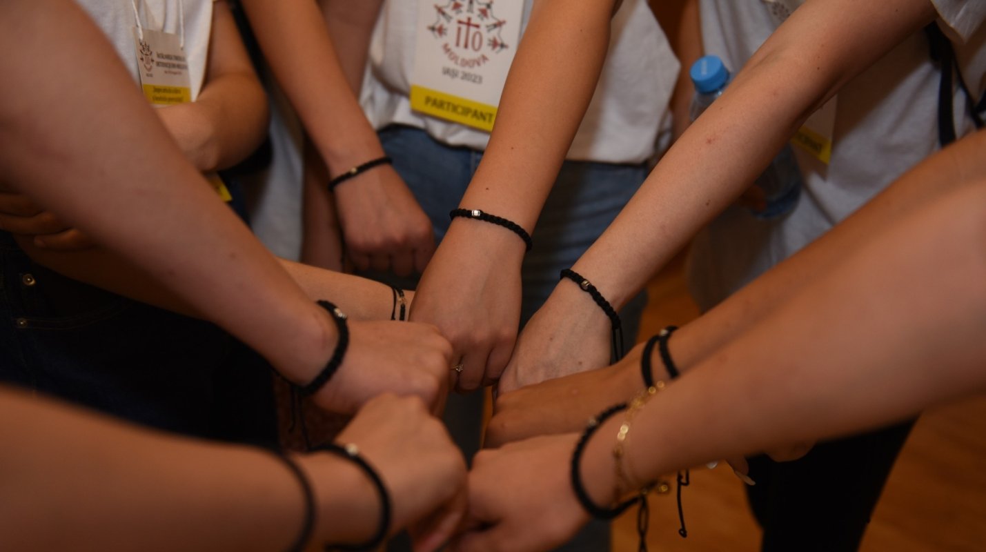 Peste 1.000 de tineri uniți  în credință la ITOM - Iași 2023 265634