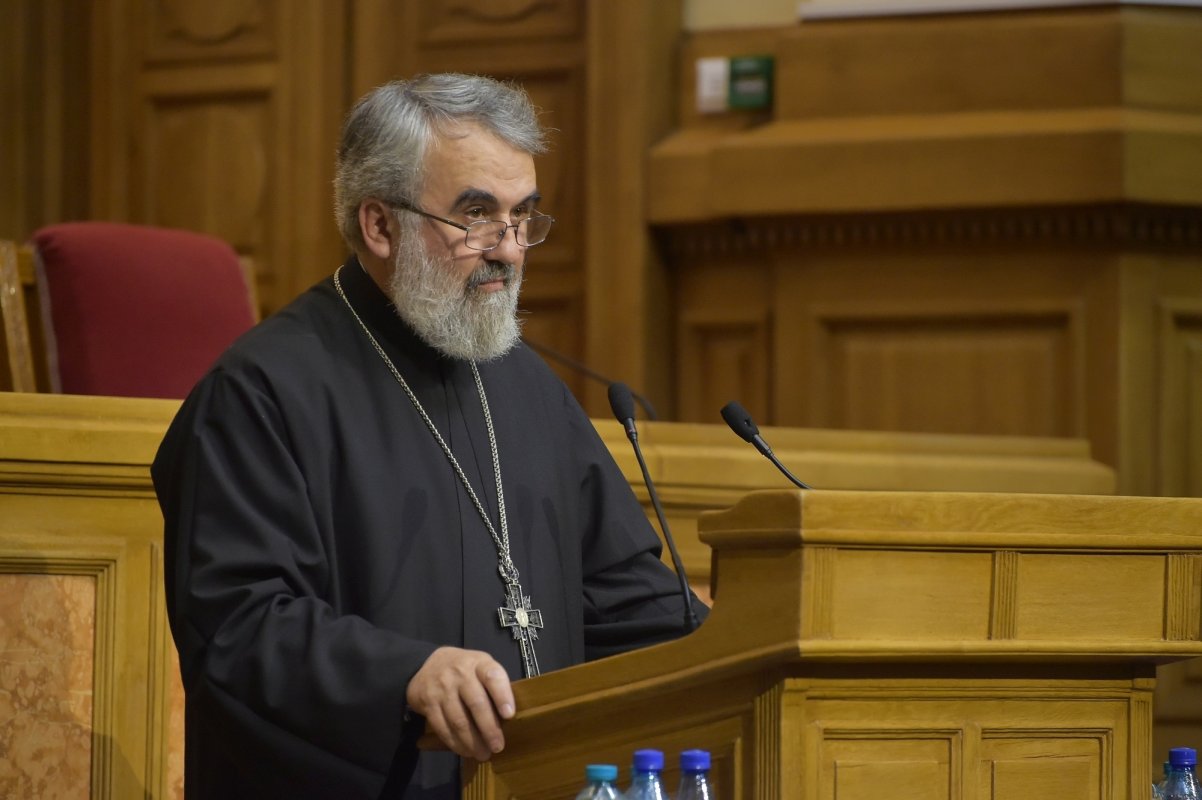 Părintele profesor Constantin Coman la 70 de ani sau despre cum să lași în urmă, zilnic, o rază de lumină 265797