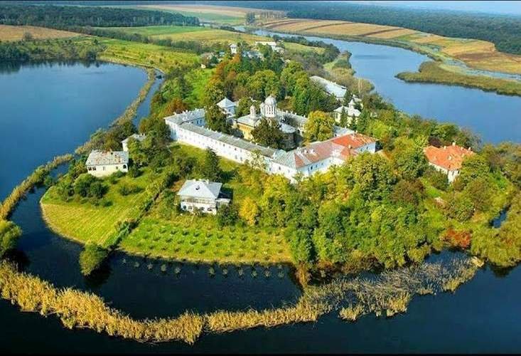 Macarie Ieromonahul - traducător și tipograf în limba neamului 265447