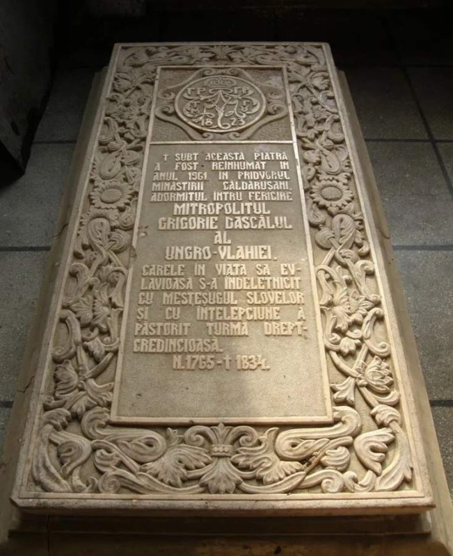 Macarie Ieromonahul - traducător și tipograf în limba neamului 265448