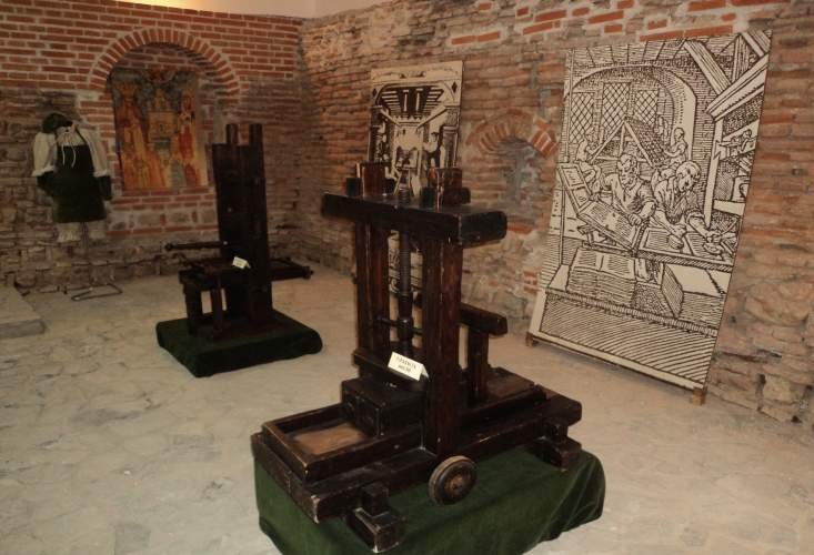 Macarie Ieromonahul - traducător și tipograf în limba neamului 265452