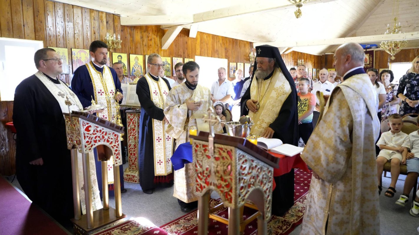 Capelă sfințită în cartierul Tineretului din Șelimbăr 265915