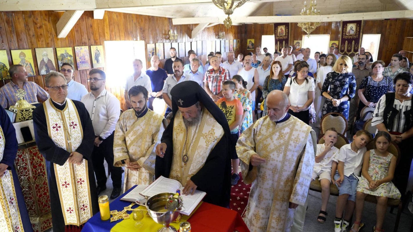 Capelă sfințită în cartierul Tineretului din Șelimbăr 265916