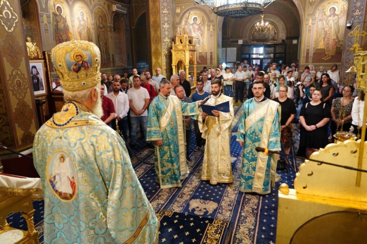 Îndemn la ajutorarea aproapelui în Arhiepiscopia Târgoviștei 265901