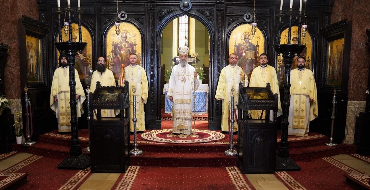 Slujire arhierească la Alba Iulia 265882