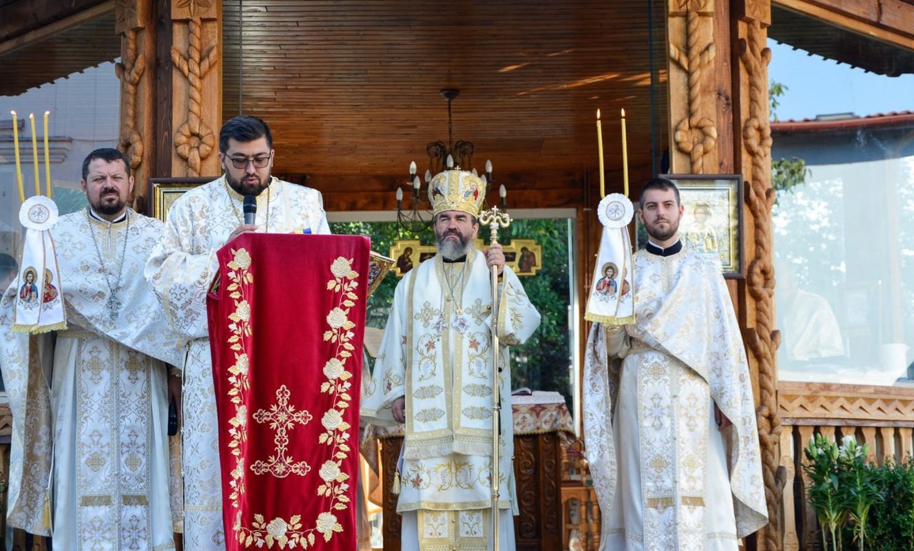 O nouă capelă mortuară într-o comunitate hunedoreană  265971