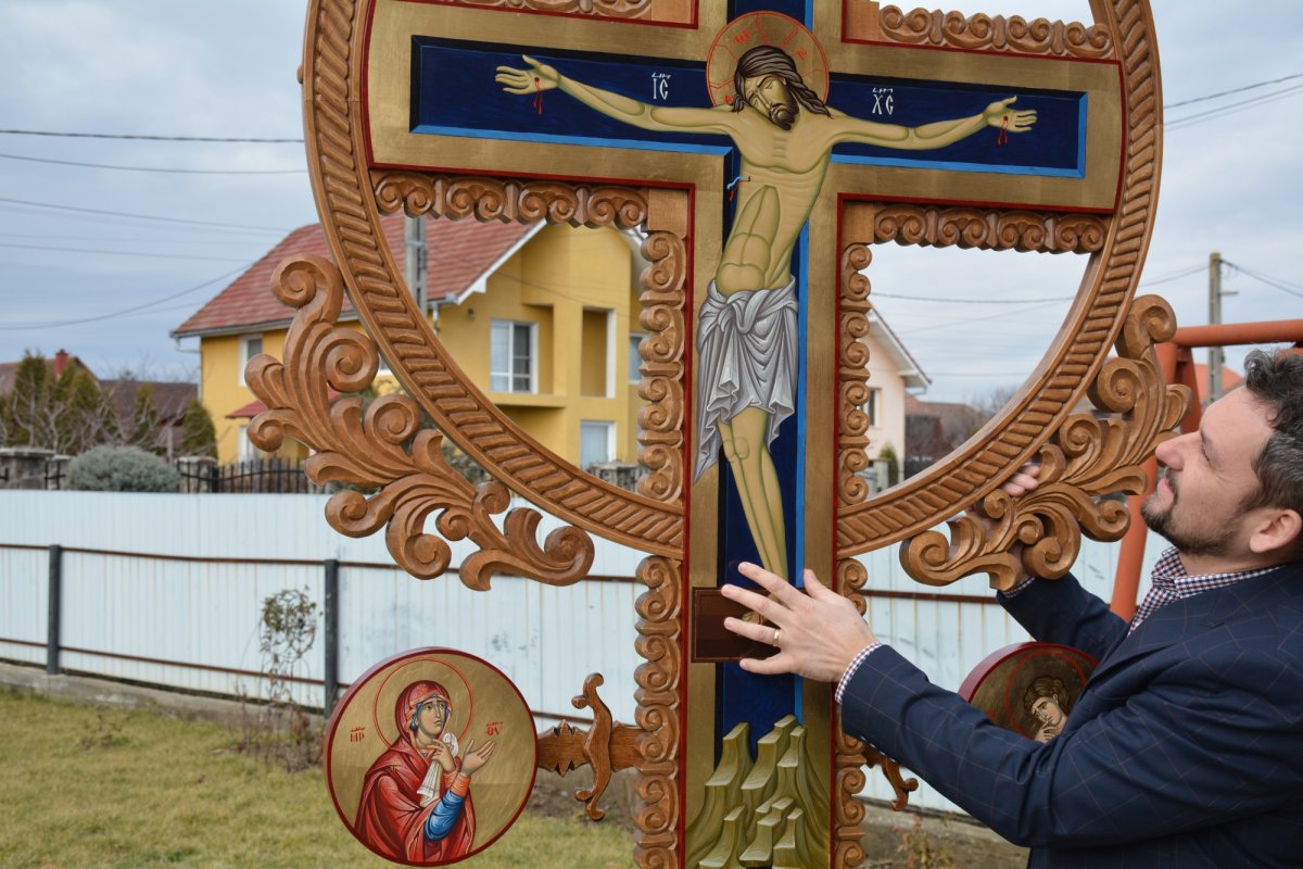 „Forma mea artistică are o conotaţie teologică” 266015