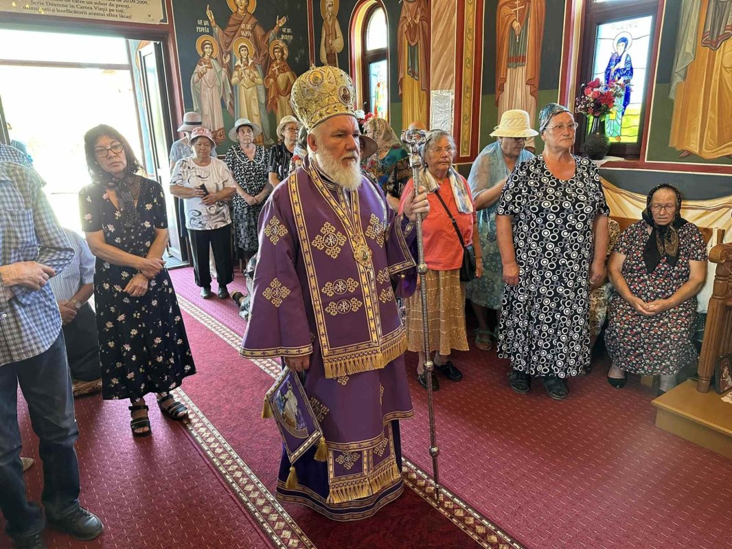 Rugăciune şi filantropie în Episcopia Tulcii 266078