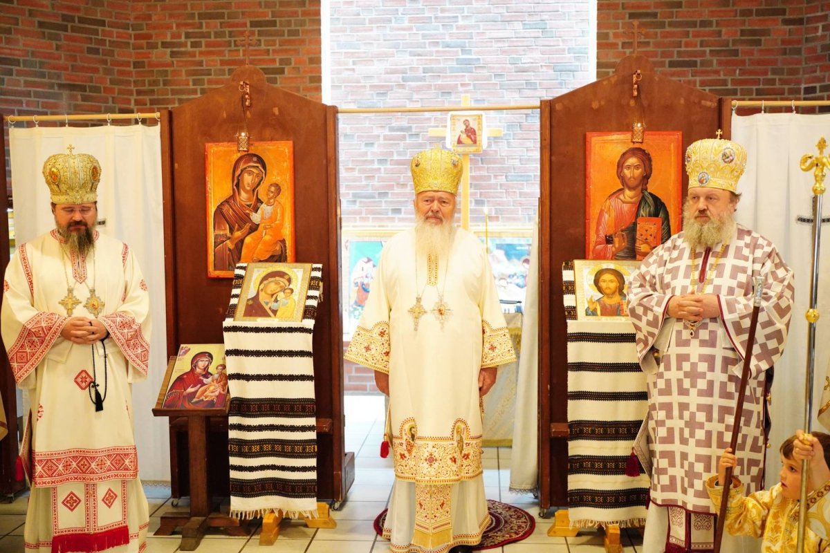 Trei ierarhi români au slujit în capitala Norvegiei 266065