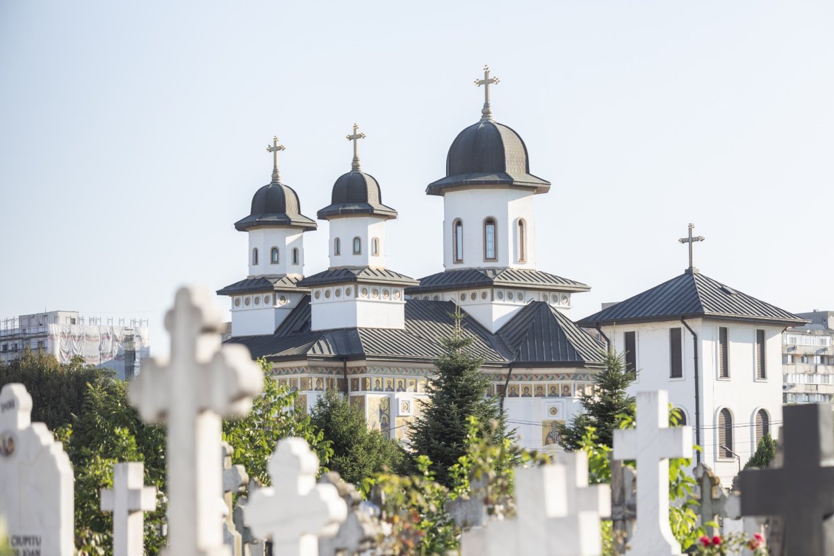 A fost sfințită capela Parohiei „Sfântul Ilie”-Ghencea 266771