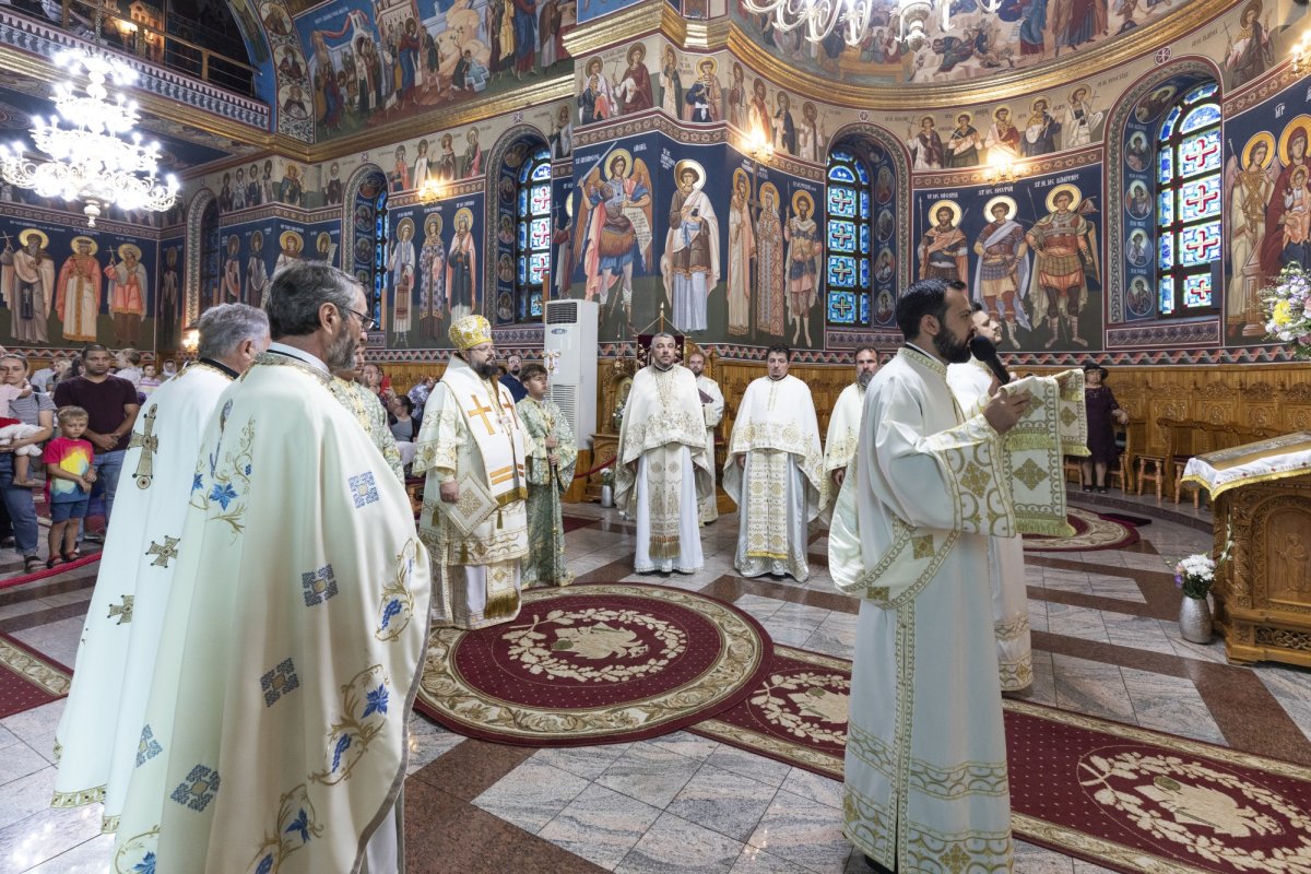 A fost sfințită capela Parohiei „Sfântul Ilie”-Ghencea 266823