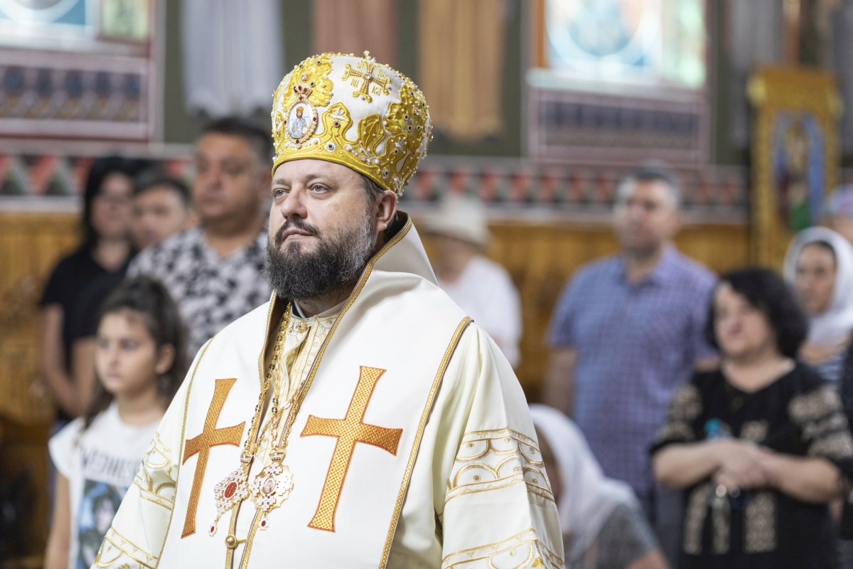 A fost sfințită capela Parohiei „Sfântul Ilie”-Ghencea 266825