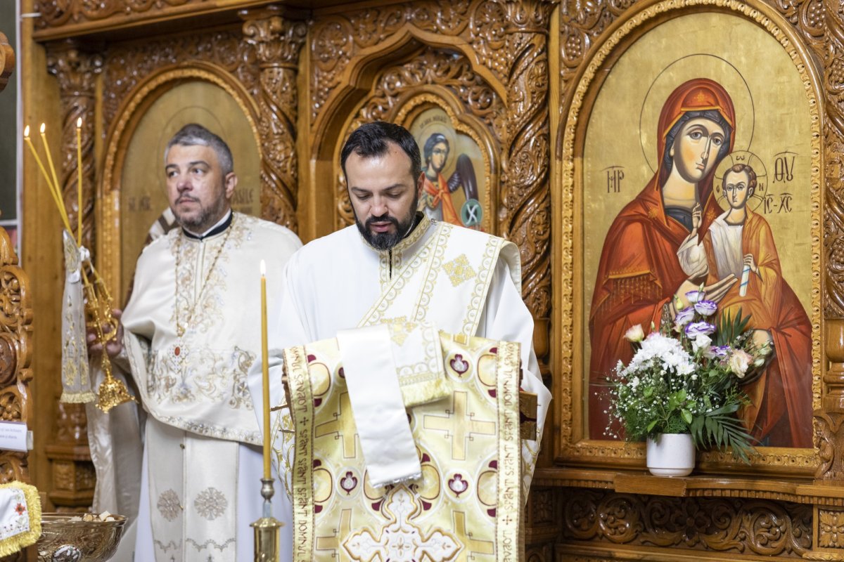 A fost sfințită capela Parohiei „Sfântul Ilie”-Ghencea 266833