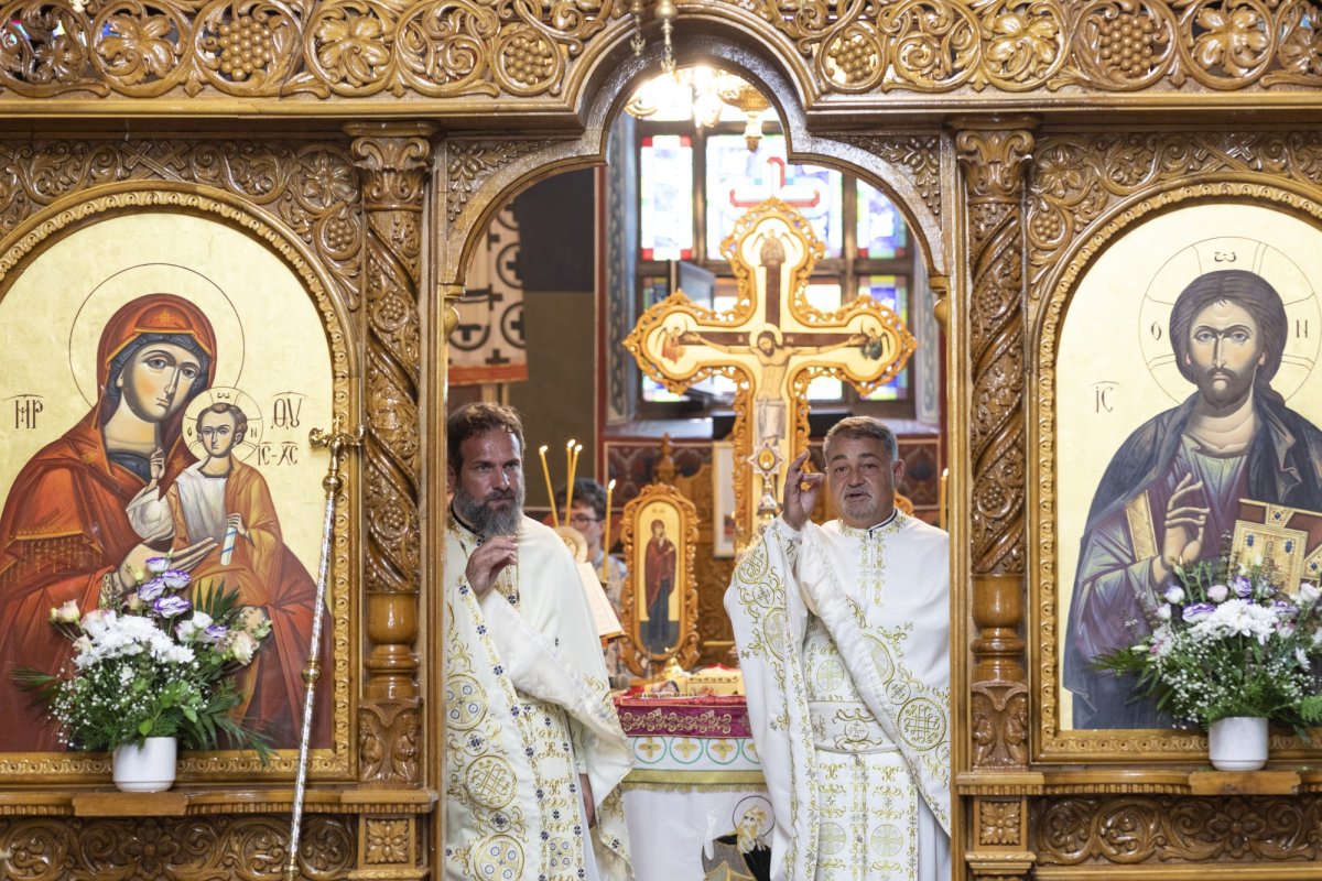 A fost sfințită capela Parohiei „Sfântul Ilie”-Ghencea 266841