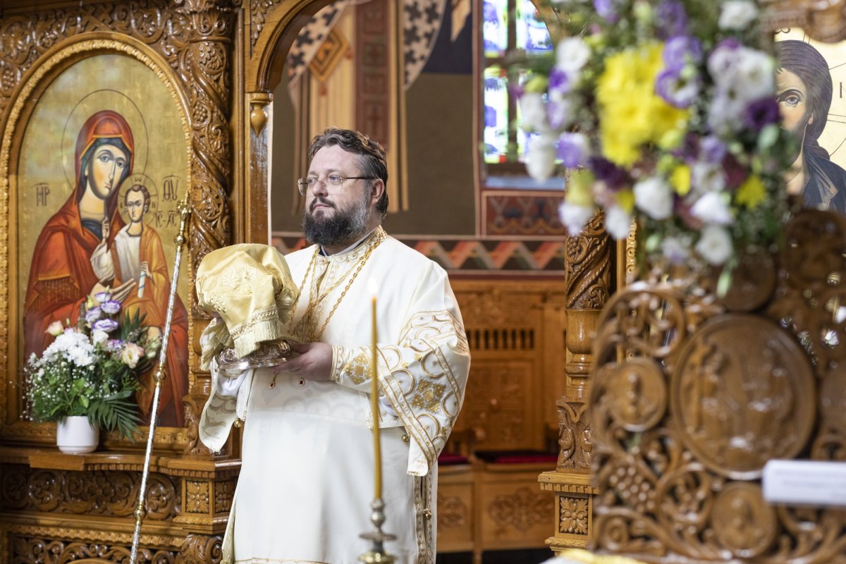 A fost sfințită capela Parohiei „Sfântul Ilie”-Ghencea 266843