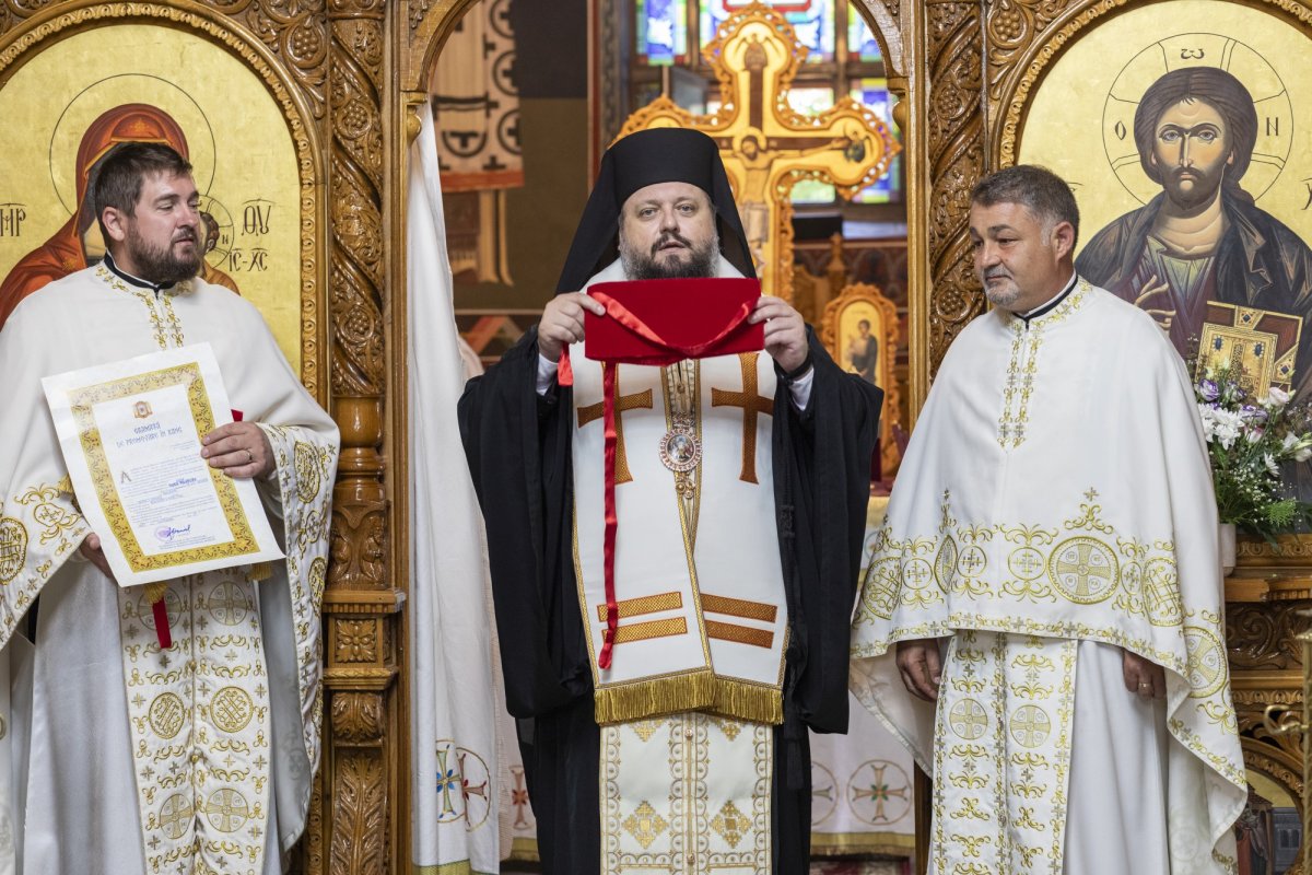 A fost sfințită capela Parohiei „Sfântul Ilie”-Ghencea 266865